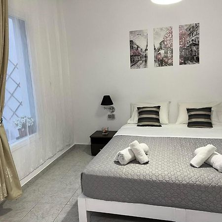 Sagma Beach Rooms Períssa Extérieur photo