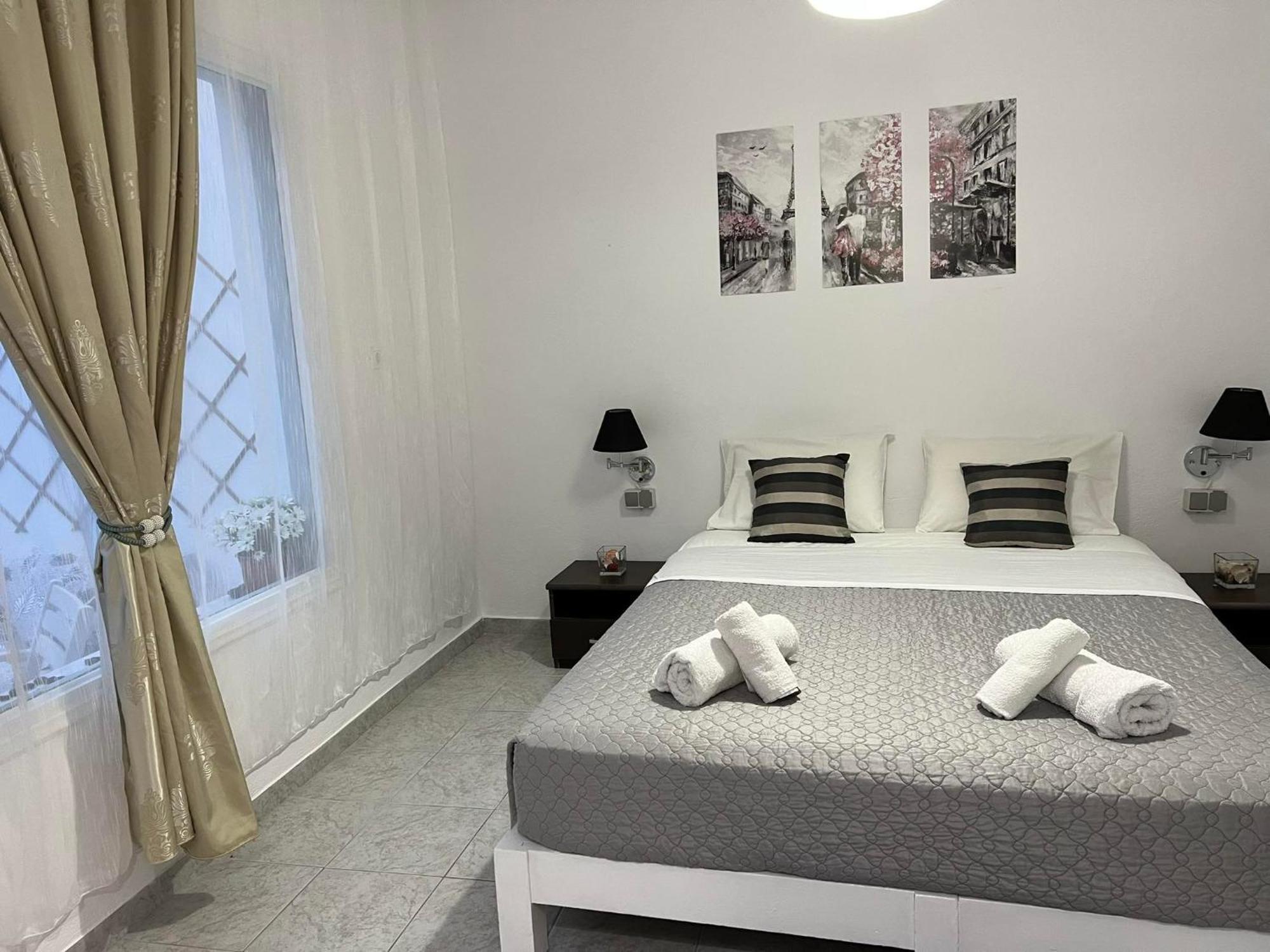 Sagma Beach Rooms Períssa Extérieur photo
